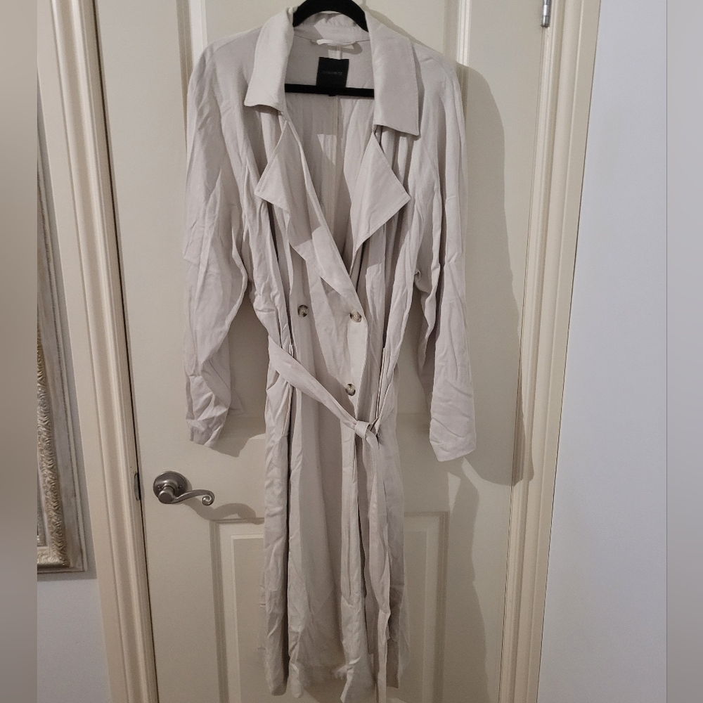 Dynamite Maxi Trench Jacket - Picture 2 of 5